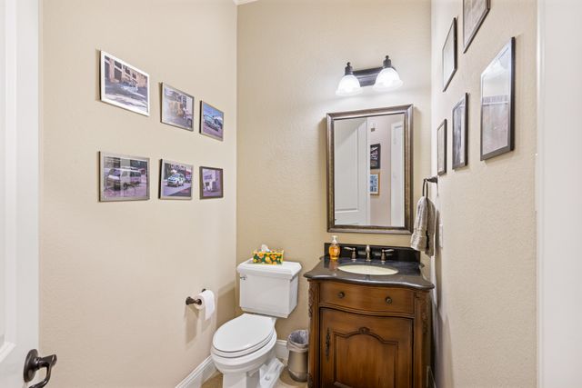 1125 Blue Lake Boulevard, Arlington, TX 76005