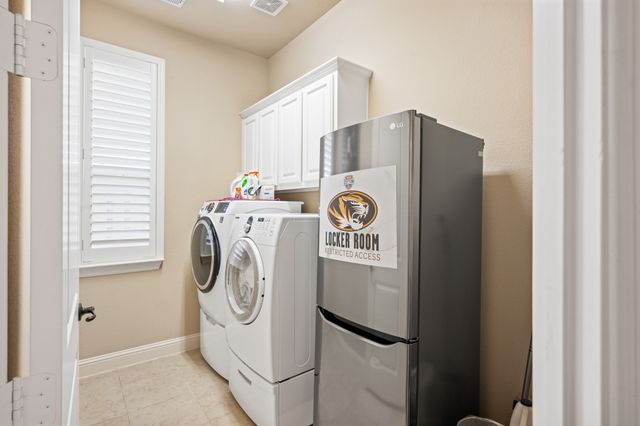 1125 Blue Lake Boulevard, Arlington, TX 76005