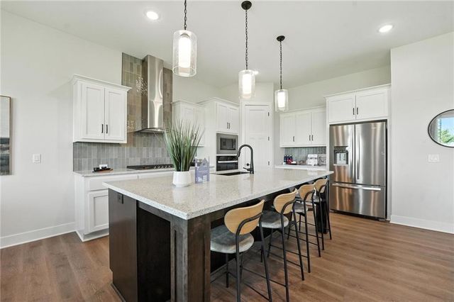 1413 N 163rd Street, Basehor, KS 66007