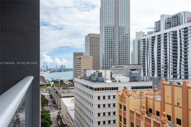 151 SE 1st St 1709, Miami, FL 33131