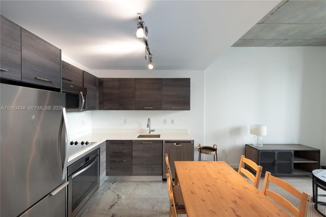 151 SE 1st St 1709, Miami, FL 33131