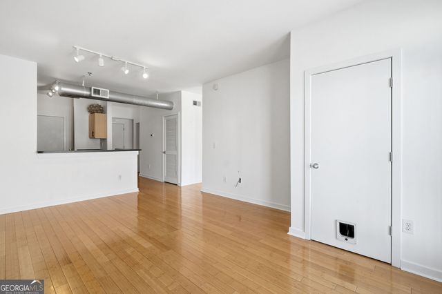 800 Peachtree Street NE APT 1512, Atlanta, GA 30308