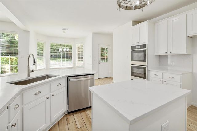 12207 Carlsbad DR, Austin, TX 78738