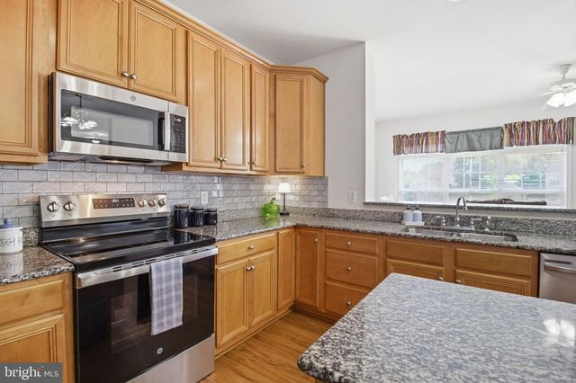 14 SAINT RICHARDS CT, Stafford, VA 22556