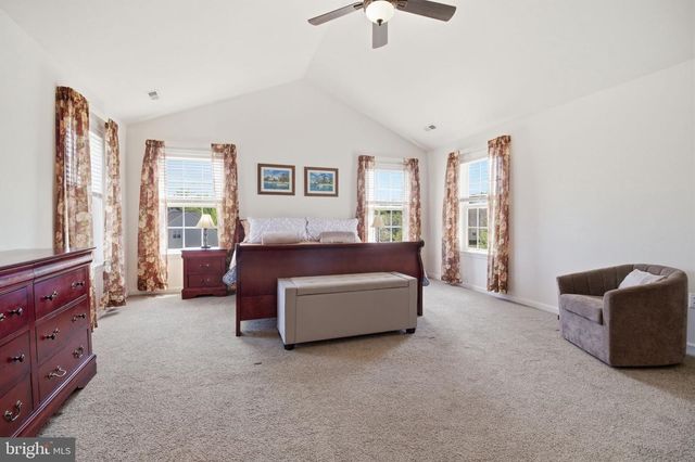14 SAINT RICHARDS CT, Stafford, VA 22556