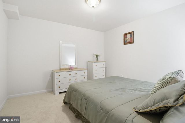 14 SAINT RICHARDS CT, Stafford, VA 22556