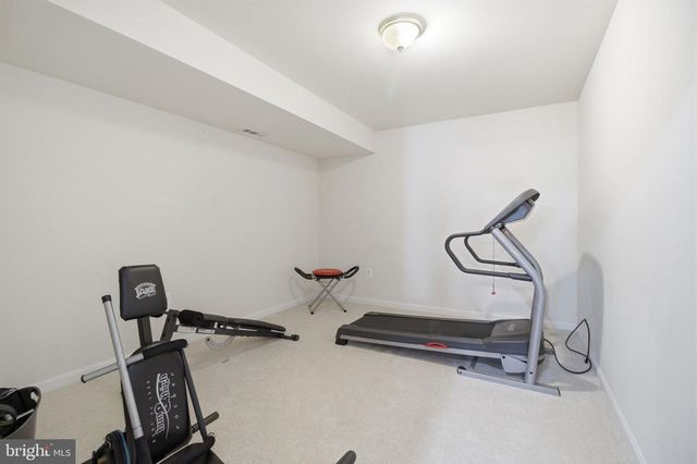 14 SAINT RICHARDS CT, Stafford, VA 22556