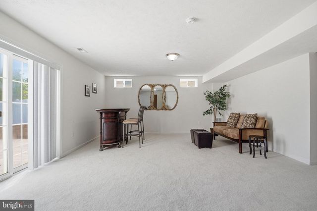 14 SAINT RICHARDS CT, Stafford, VA 22556
