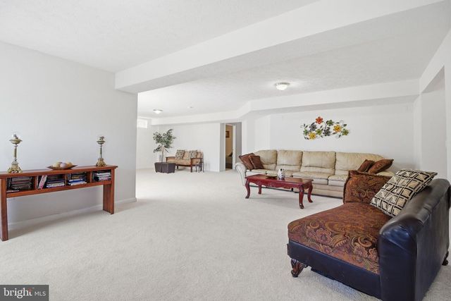 14 SAINT RICHARDS CT, Stafford, VA 22556