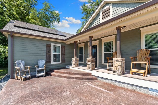 6448 Nathan Smith Rd, College Grove, TN 37046