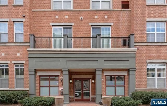 443 2nd Street 406, Jersey City, NJ 07302