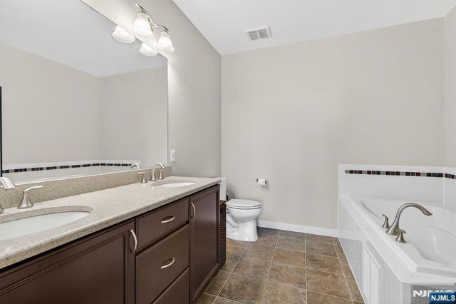 443 2nd Street 406, Jersey City, NJ 07302