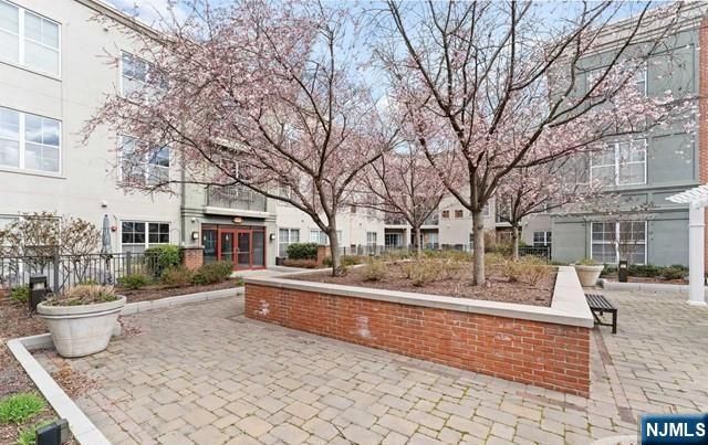 443 2nd Street 406, Jersey City, NJ 07302