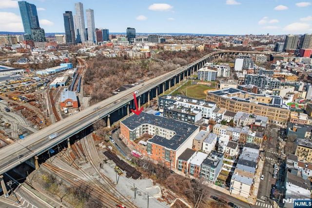 443 2nd Street 406, Jersey City, NJ 07302