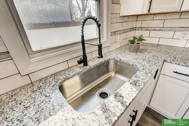 7305 S 50th Street, Bellevue, NE 68157