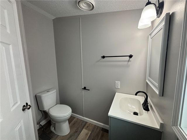 230 Crabapple Drive, Canandaigua Town, NY 14424