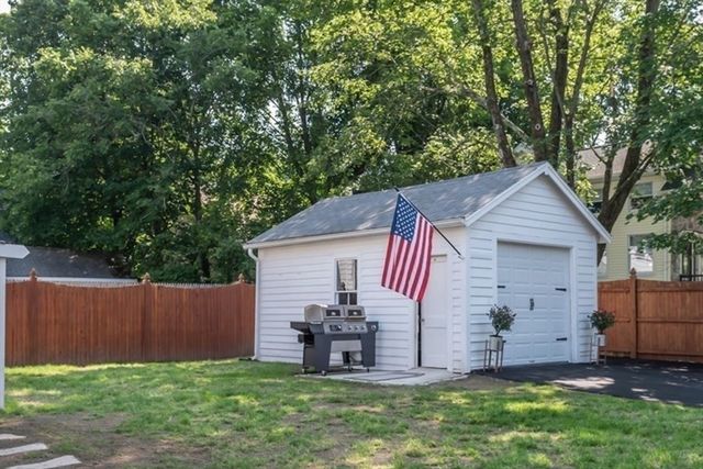 29 Maitland, Milton, MA 02186