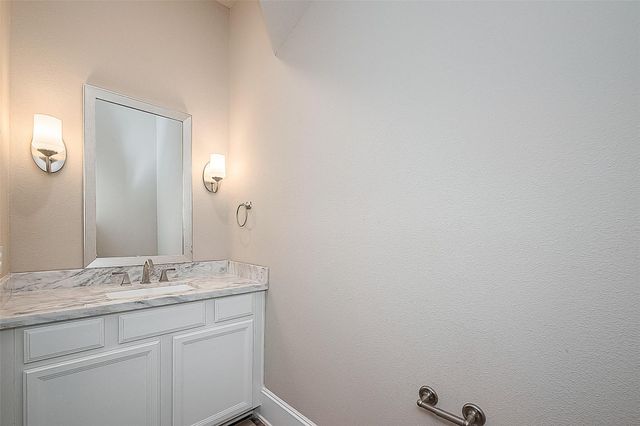115 N Winter Sunrise Circle, Tomball, TX 77375