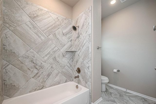 115 N Winter Sunrise Circle, Tomball, TX 77375