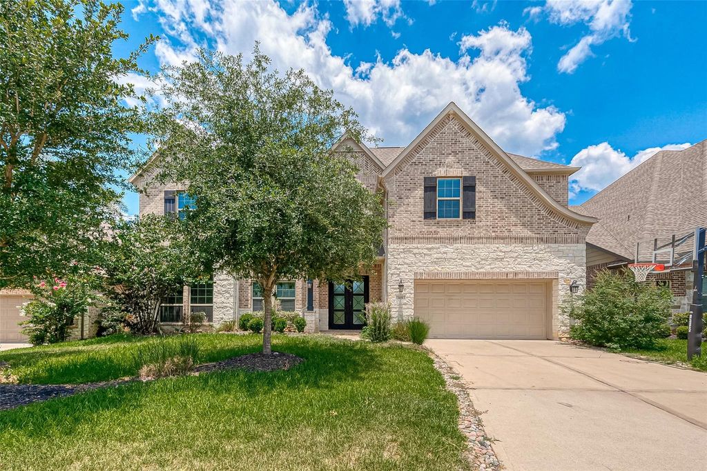 115 N Winter Sunrise Circle, Tomball, TX 77375