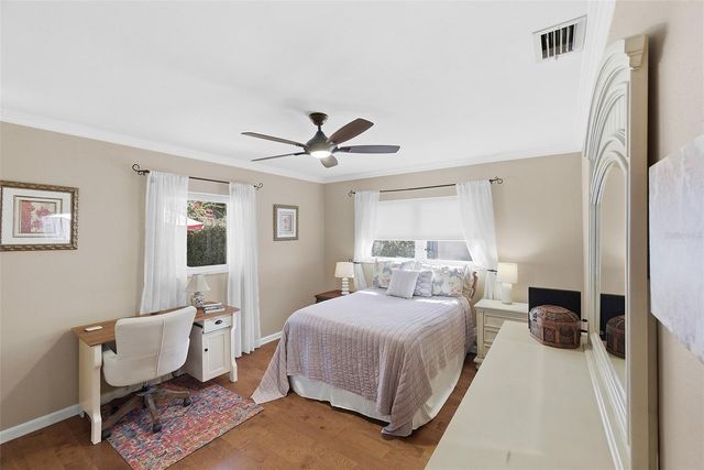 2404 WAYCROSS AVENUE, Eustis, FL 32726