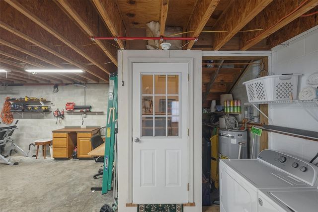 2404 WAYCROSS AVENUE, Eustis, FL 32726