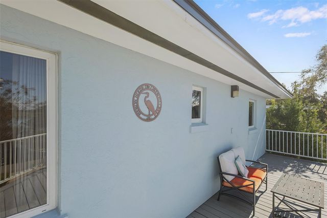 2404 WAYCROSS AVENUE, Eustis, FL 32726