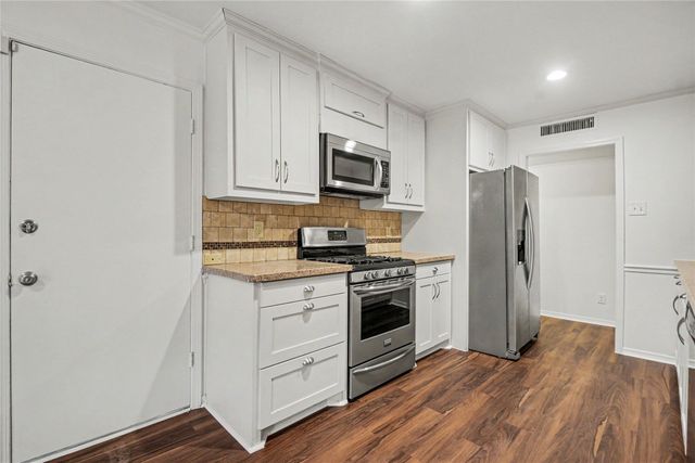 2905 Arcadia Lane, Carrollton, TX 75007