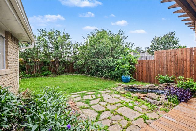 2905 Arcadia Lane, Carrollton, TX 75007