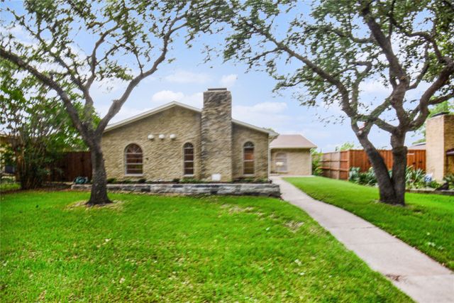 2905 Arcadia Lane, Carrollton, TX 75007