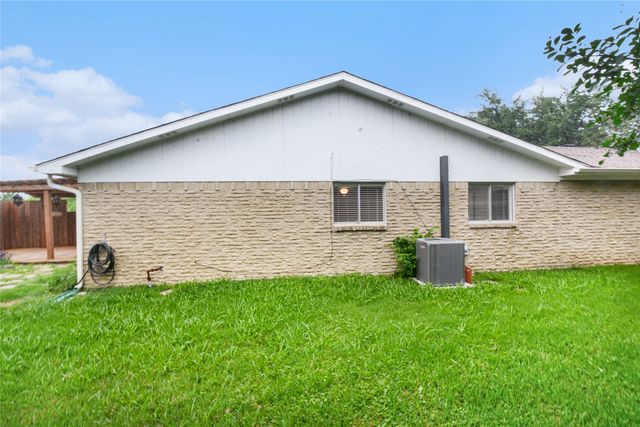 2905 Arcadia Lane, Carrollton, TX 75007