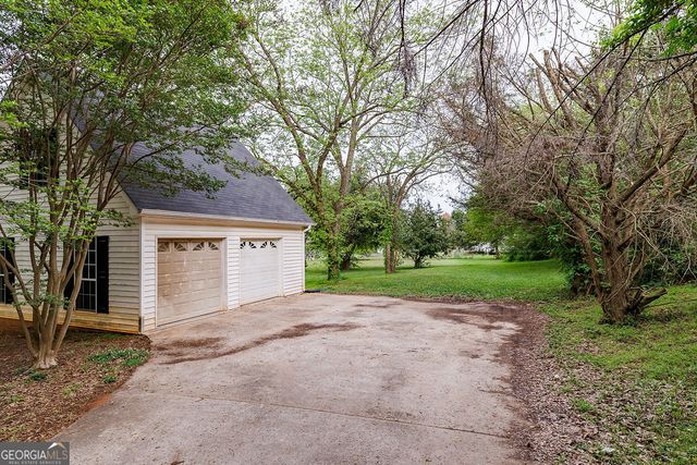 2356 Stone Drive, Comer, GA 30629