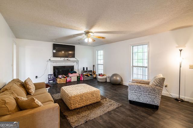 2356 Stone Drive, Comer, GA 30629