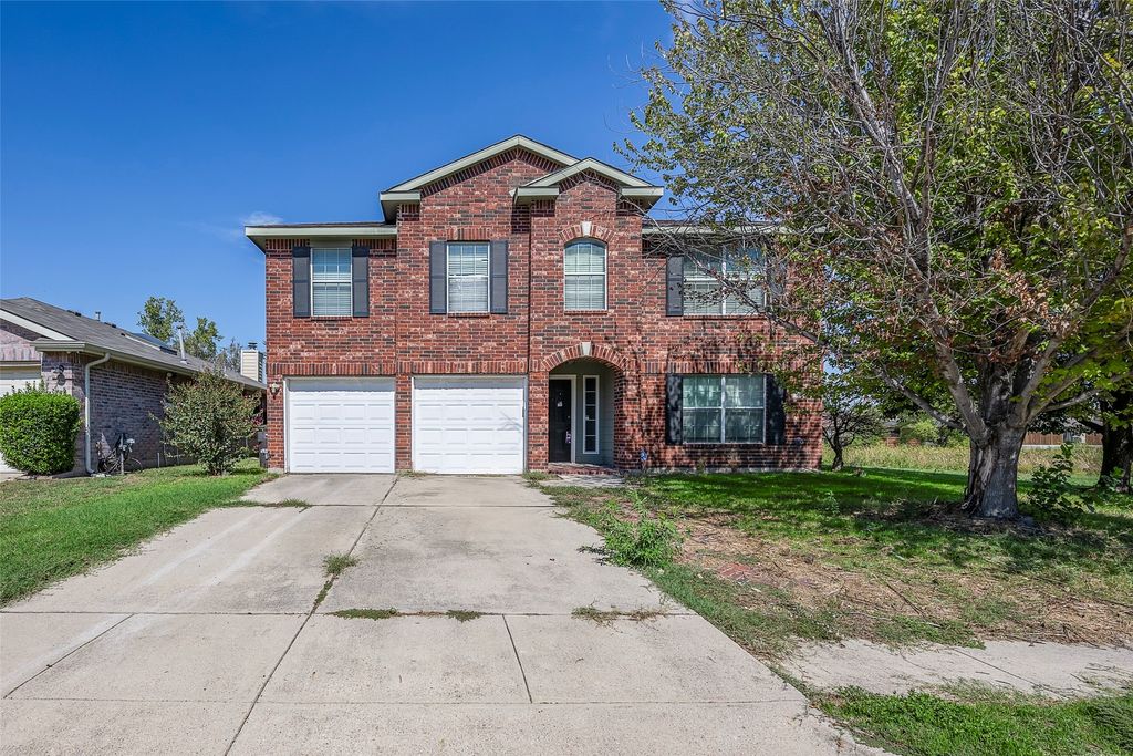 812 Jockey Club Lane, Fort Worth, TX 76179 — exterior