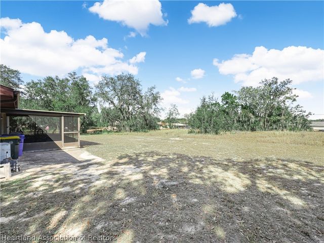 2404 N Cochrane Road, Avon Park, FL 33825