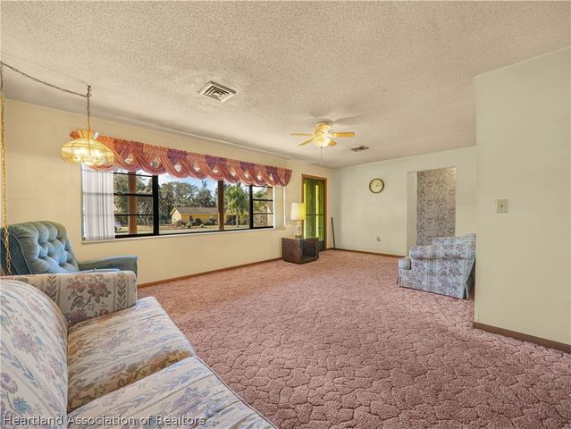 2404 N Cochrane Road, Avon Park, FL 33825