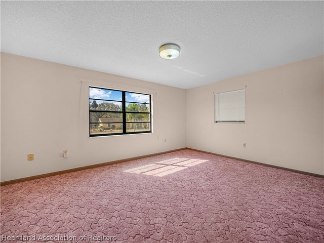 2404 N Cochrane Road, Avon Park, FL 33825