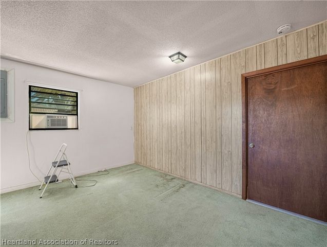 2404 N Cochrane Road, Avon Park, FL 33825