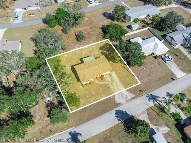 2404 N Cochrane Road, Avon Park, FL 33825