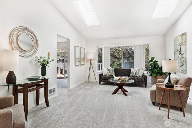 10621 21st Place W, Everett, WA 98204