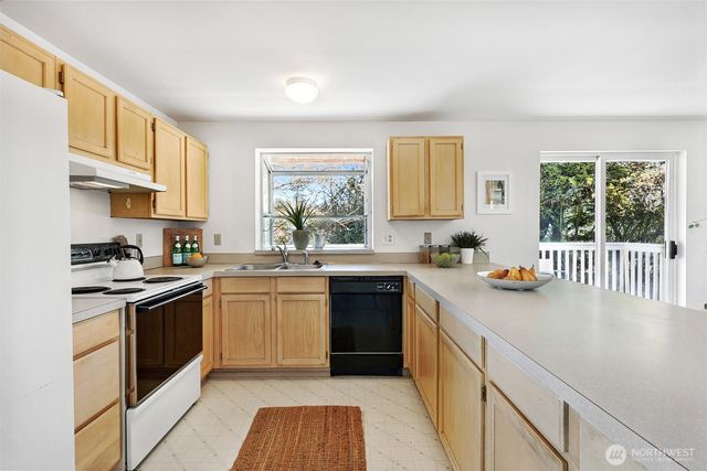 10621 21st Place W, Everett, WA 98204