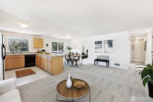 10621 21st Place W, Everett, WA 98204