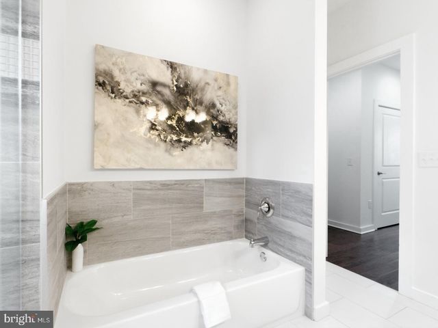 1643 N RANDOLPH ST, Philadelphia, PA 19122