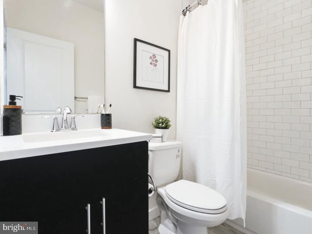 1643 N RANDOLPH ST, Philadelphia, PA 19122
