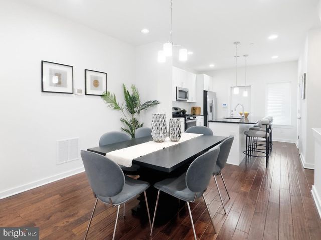 1643 N RANDOLPH ST, Philadelphia, PA 19122