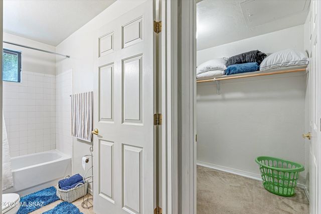 350 N Silverbell Rd Apt 137, Tucson, AZ 85745