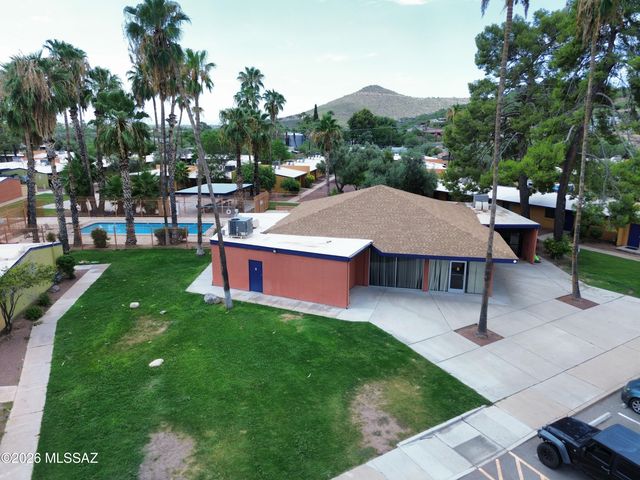 350 N Silverbell Rd Apt 137, Tucson, AZ 85745