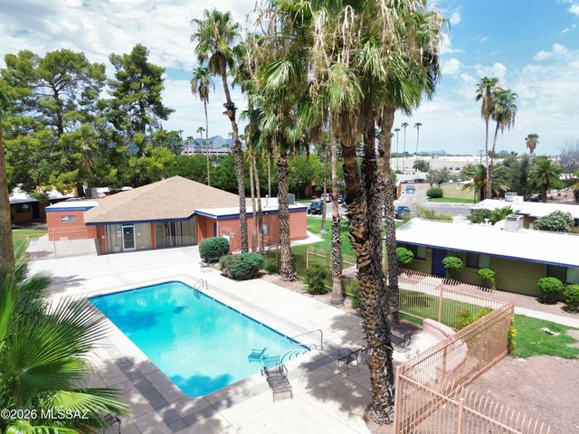 350 N Silverbell Rd Apt 137, Tucson, AZ 85745