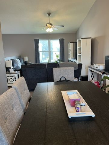 25 W Village Circle, Davenport, IA 52806