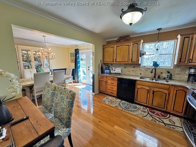 48 Spruce Lane, Poca, WV 25159